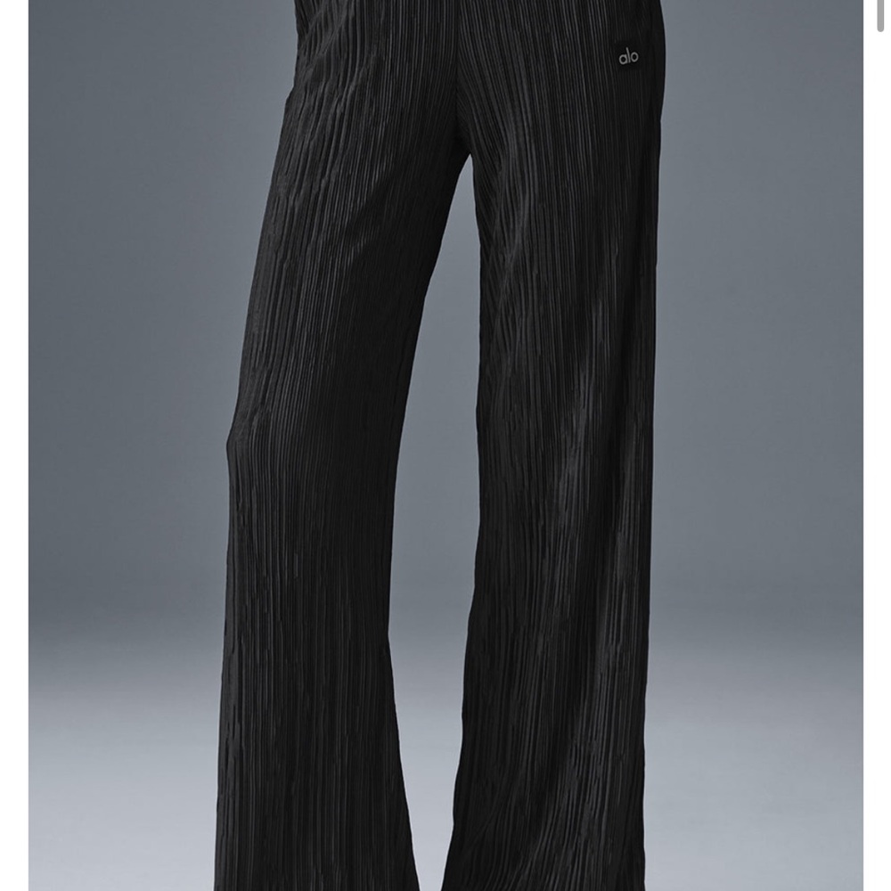 ALO yoga black micro plisse trouser, XS